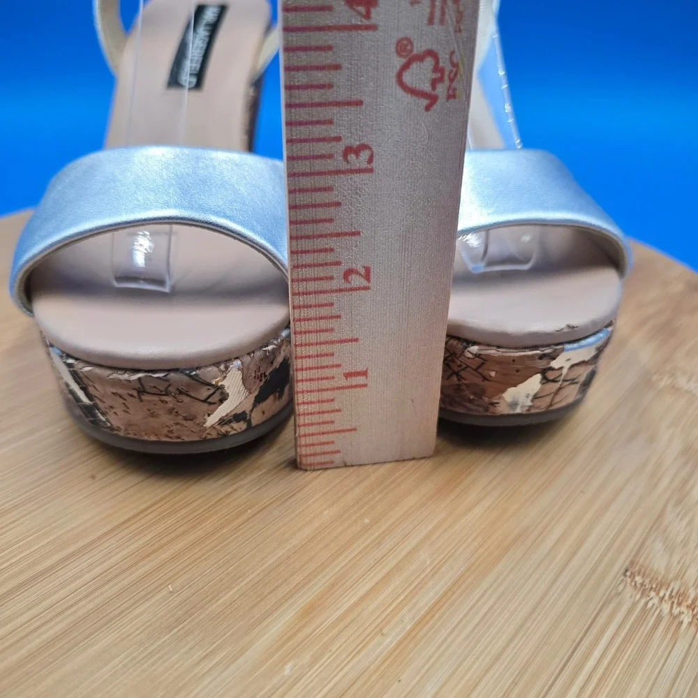 Karl‎ Lagerfeld Paris Carina Silver Metallic Leather Cork Wedge Sandals 6.5M 37B